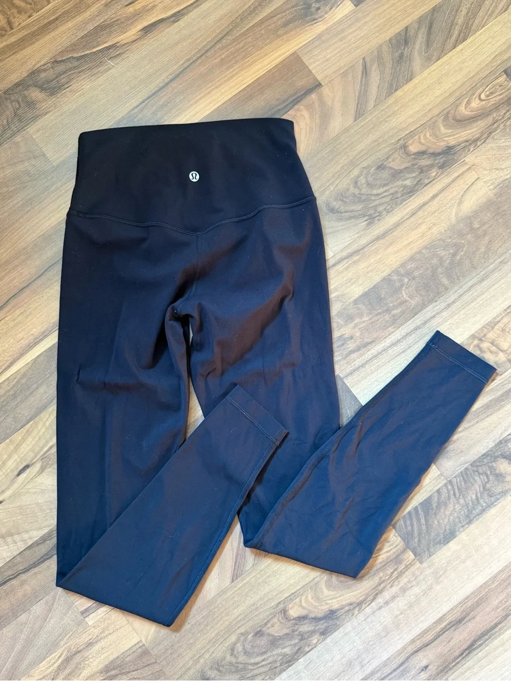 Lululemon High-Rise Leggings - Black - Size 6 square dot